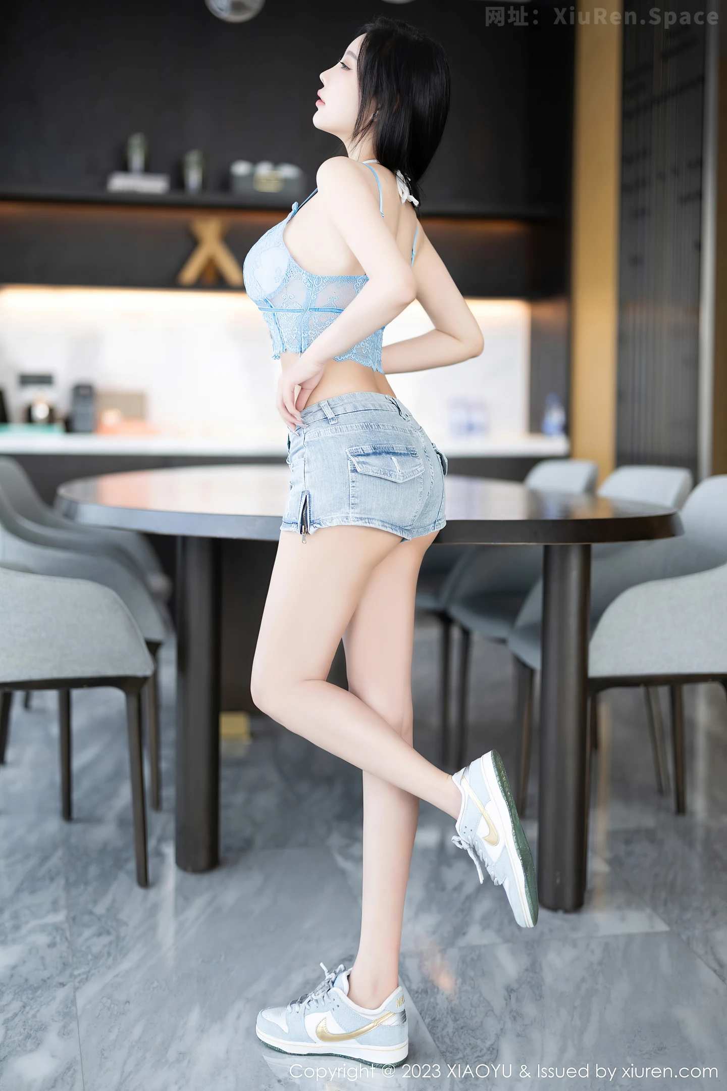 图片[5]-[XiaoYu画语界]Vol.1165 女神杨晨晨Yome性感蓝色蕾丝服露白色内衣秀丰腴身材诱惑写真86P-秀人网官方网站